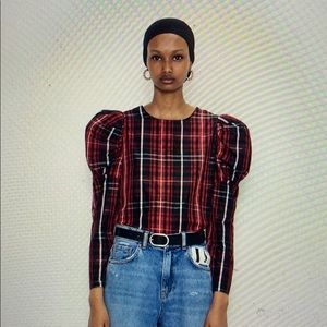 Blouse with full sleeves, cute plaid!